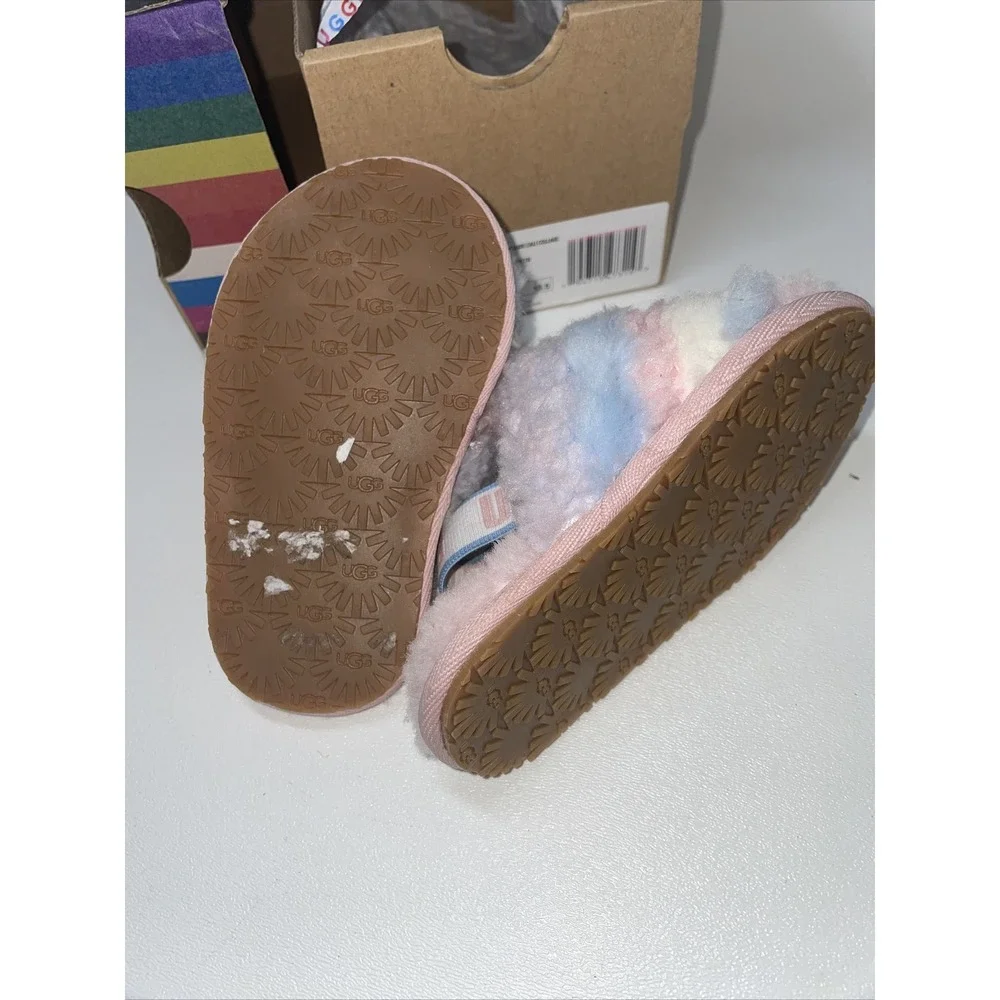 Girl's Slippers UGG Kids Fluff Yeah Slide Cali Collage (Toddler/Little Kid) Sz 6